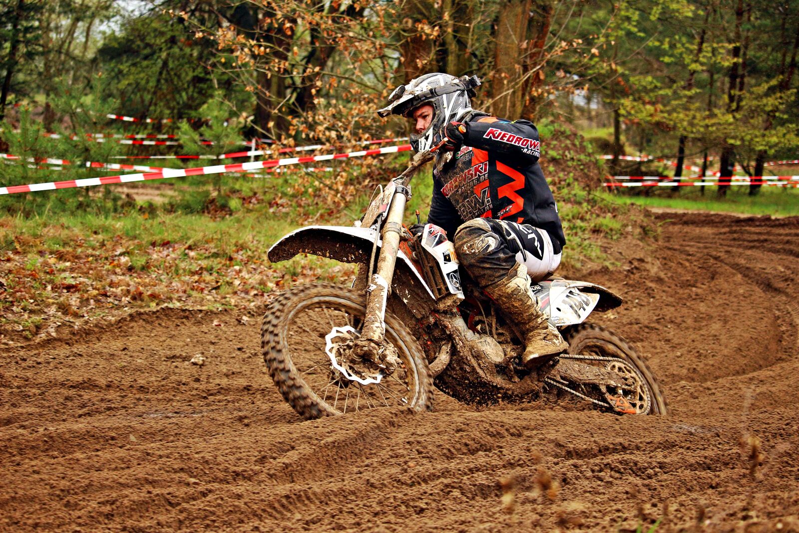 Canon EOS 100D (EOS Rebel SL1 / EOS Kiss X7) sample photo. Motocross, enduro, dirtbike photography