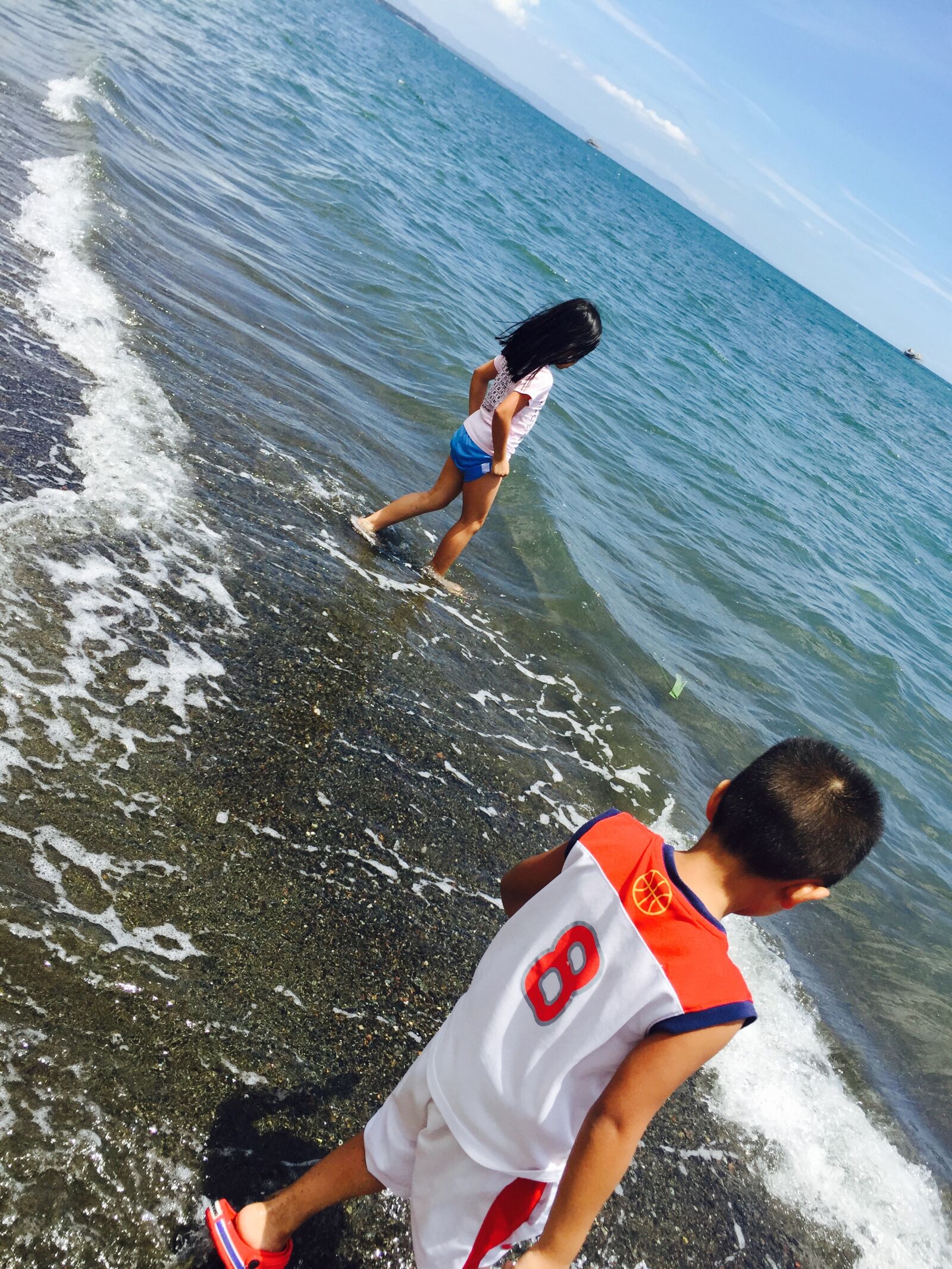 Apple iPhone 6 sample photo. Beach, blue, boy, breeze photography