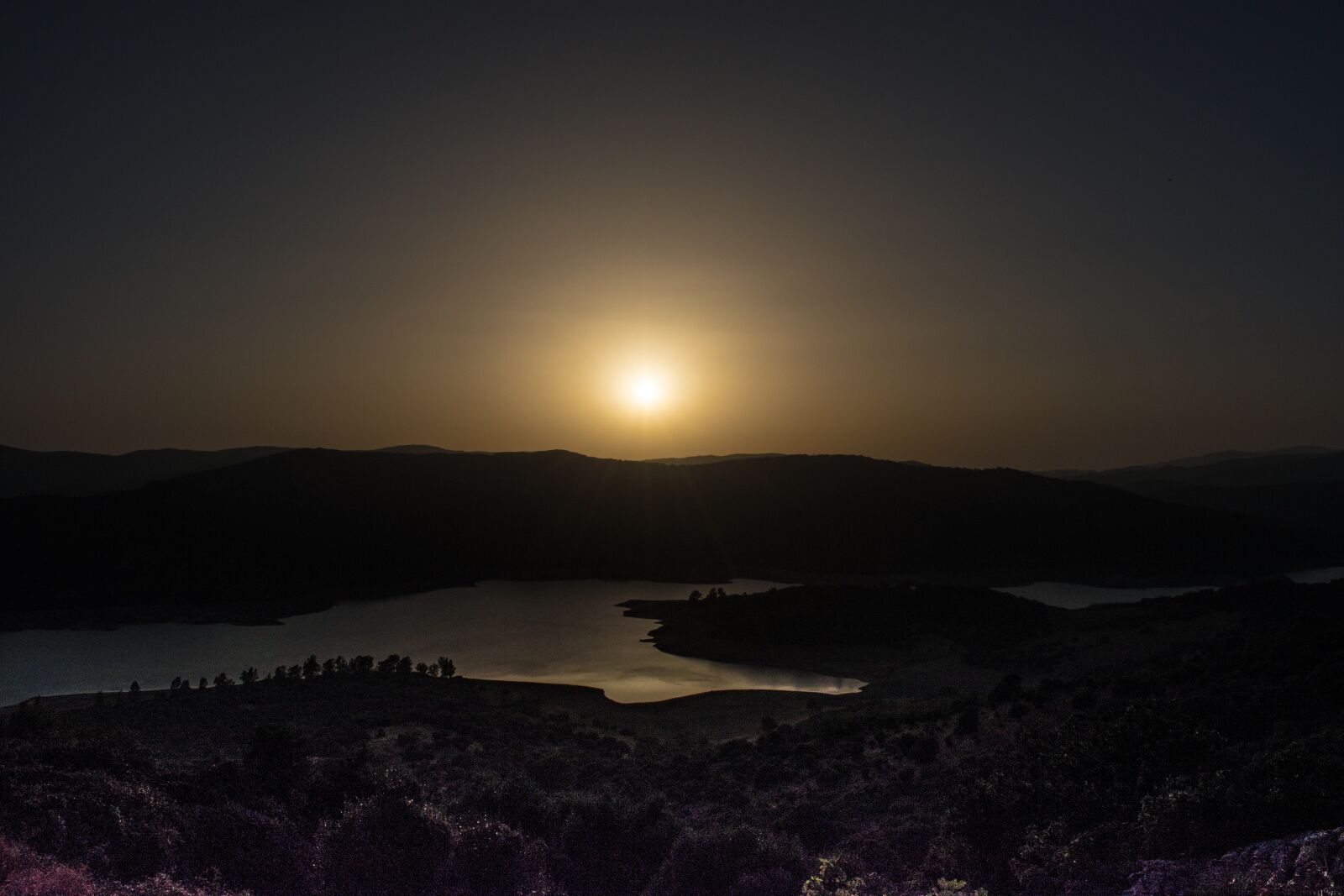 Nikon D5500 sample photo. Sunset, sun, lake photography