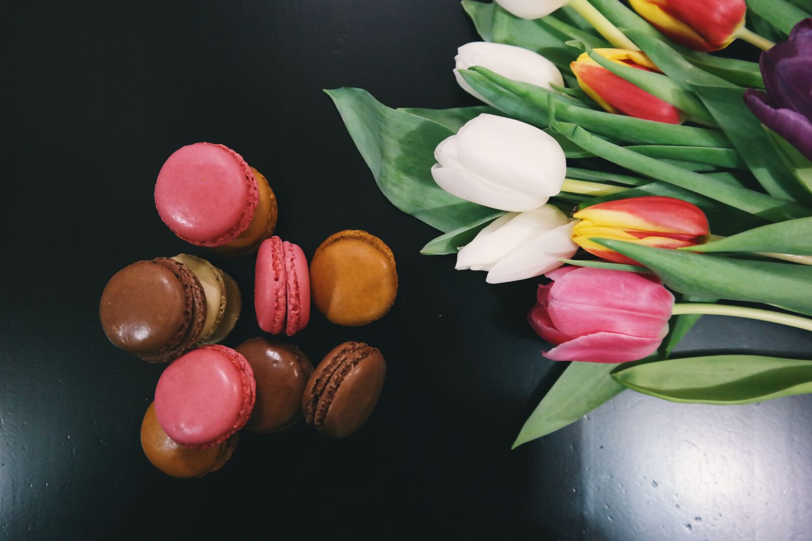 Samsung NX300 sample photo. Macaroons, dessert, food photography