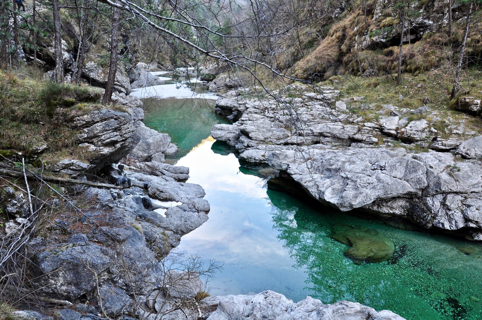 Nikon D90 sample photo. Rocks, water, torrent photography