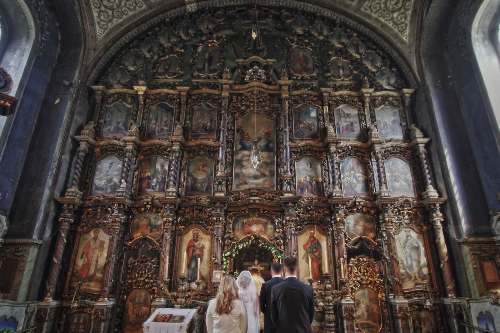 Canon EF-S 10-22mm F3.5-4.5 USM sample photo. Altar, bride, ceremony, christianity photography
