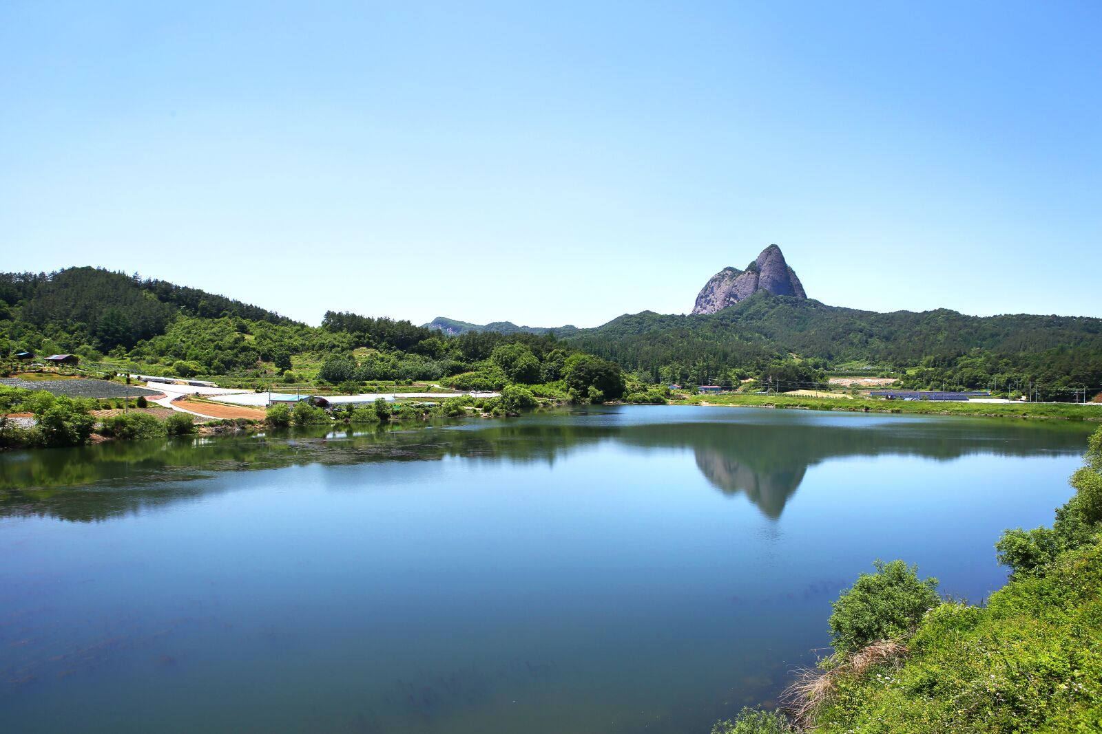 Canon EOS 5D Mark III sample photo. Maisan, lake, reflect photography