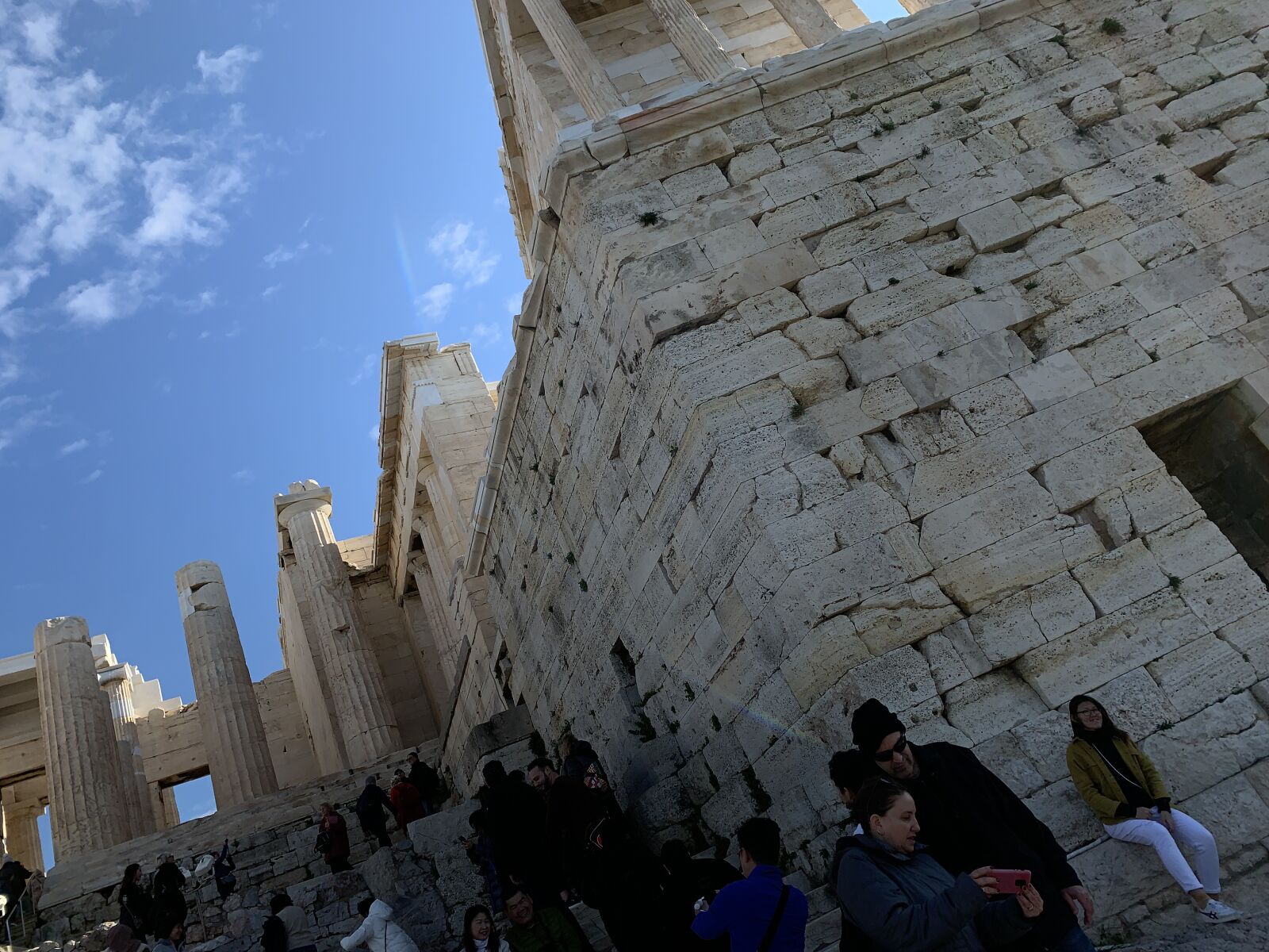iPhone XS Max back camera 4.25mm f/1.8 sample photo. Travel, greece, building photography