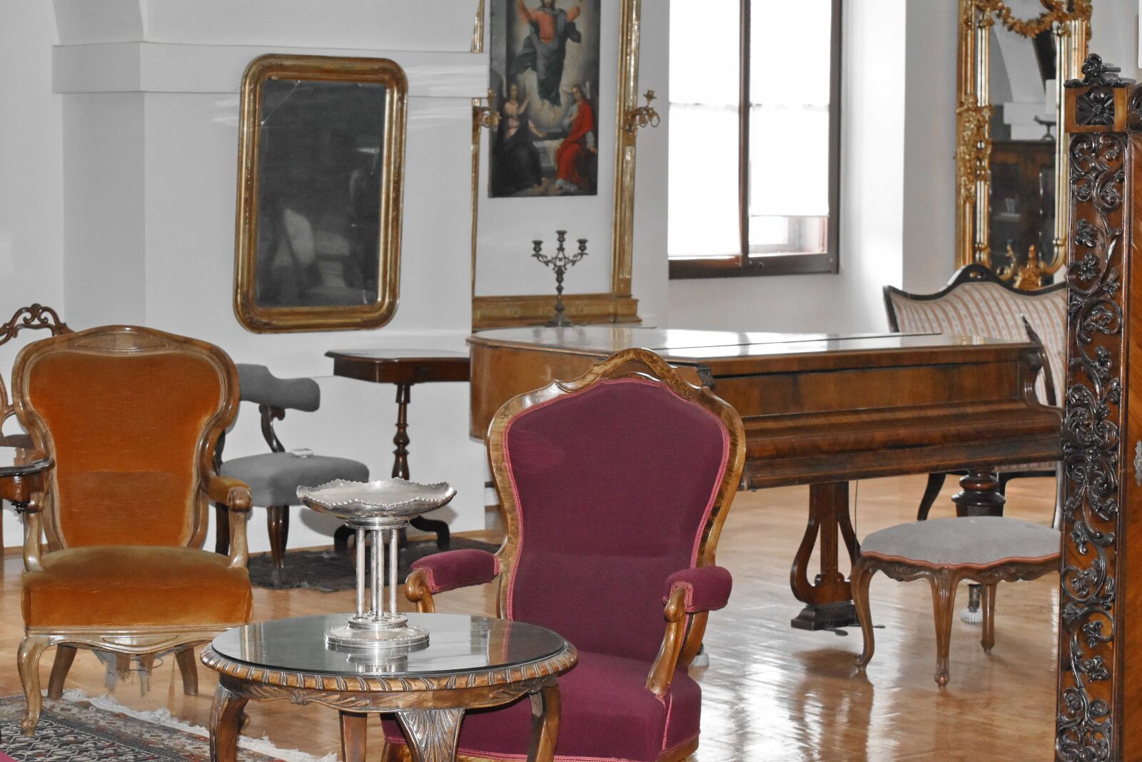 Nikon D5500 sample photo. Antiquity, baroque, stool, house photography