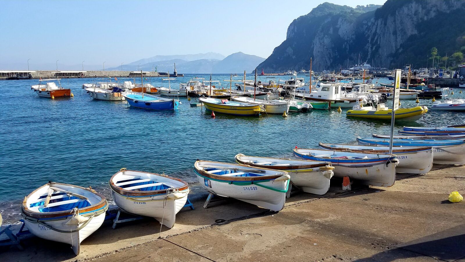 Samsung Galaxy S7 sample photo. Capri, boats, harbor photography