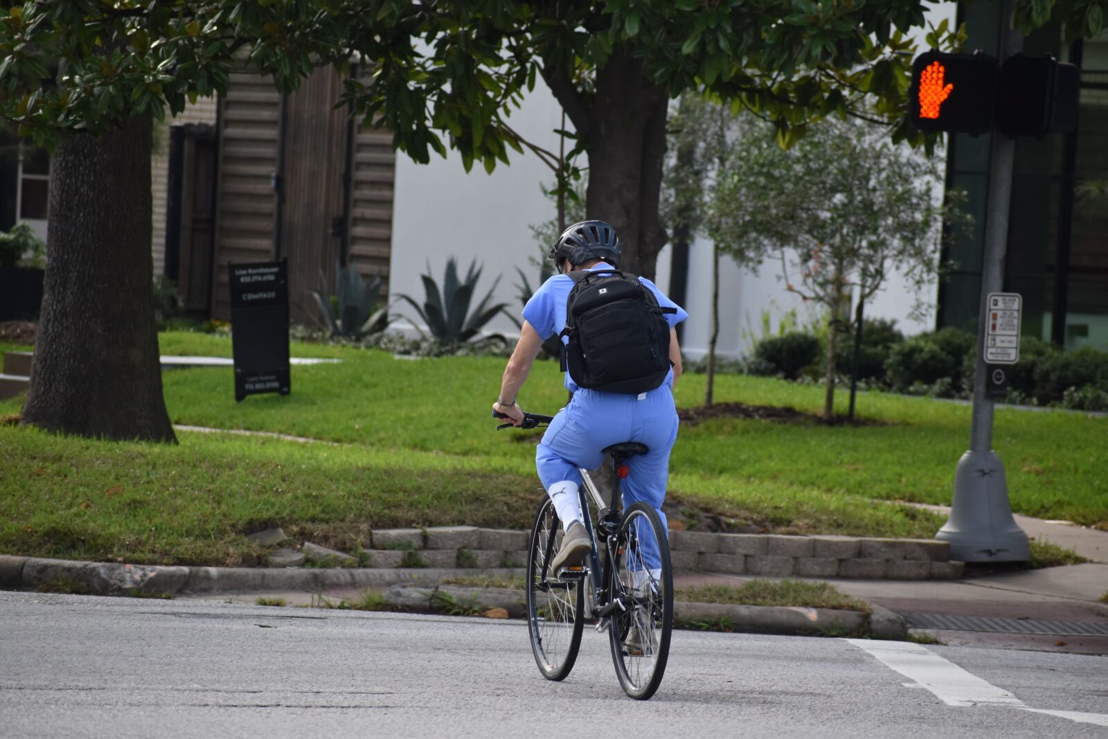 Nikon D3500 sample photo. Doctor, mountain bike, hospital photography