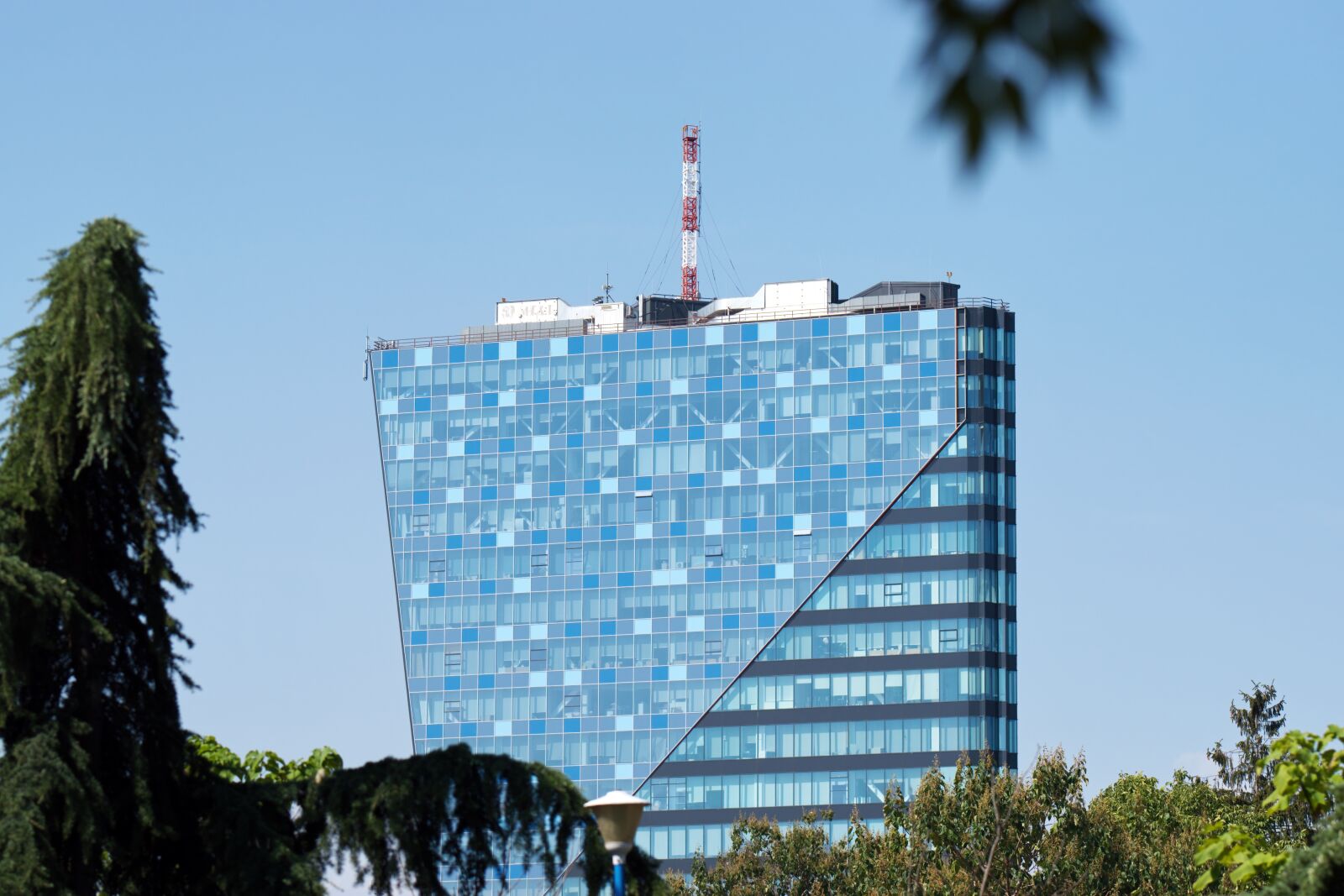Nikon D5300 sample photo. Building, facade, modern photography