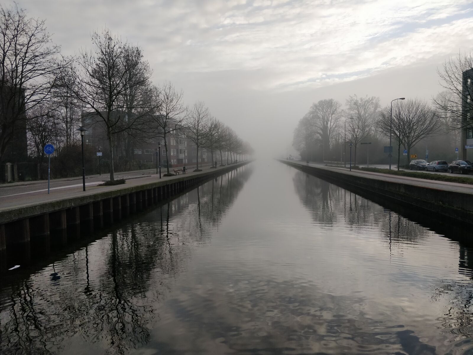 OnePlus 5T sample photo. Fog, canal, water photography
