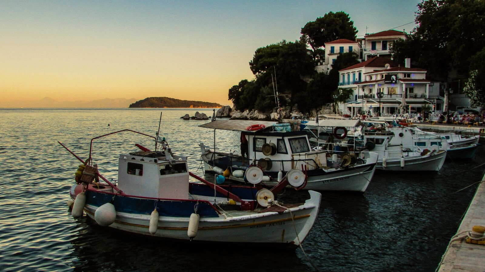 Canon PowerShot SX400 IS sample photo. Greece, skiathos, chora photography