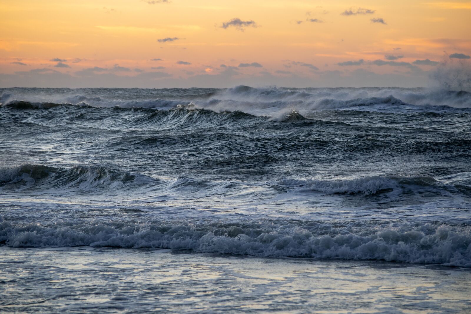 Nikon D3300 sample photo. Beach, waves, surf photography