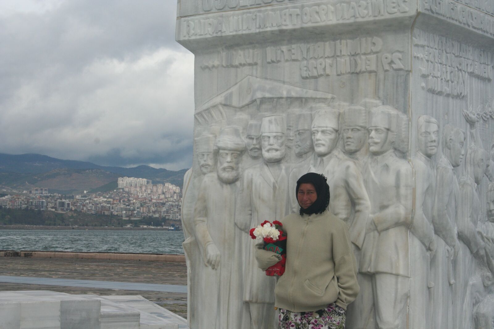 Canon EOS 350D (EOS Digital Rebel XT / EOS Kiss Digital N) sample photo. Emek, izmir, sokak photography