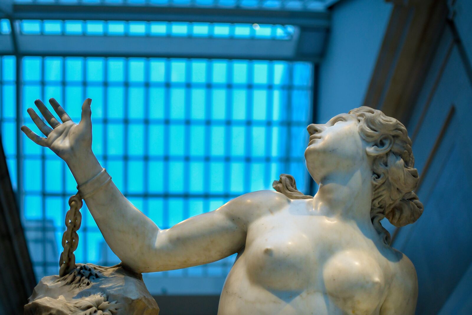 Nikon D500 sample photo. Sculpture, statue, adult photography
