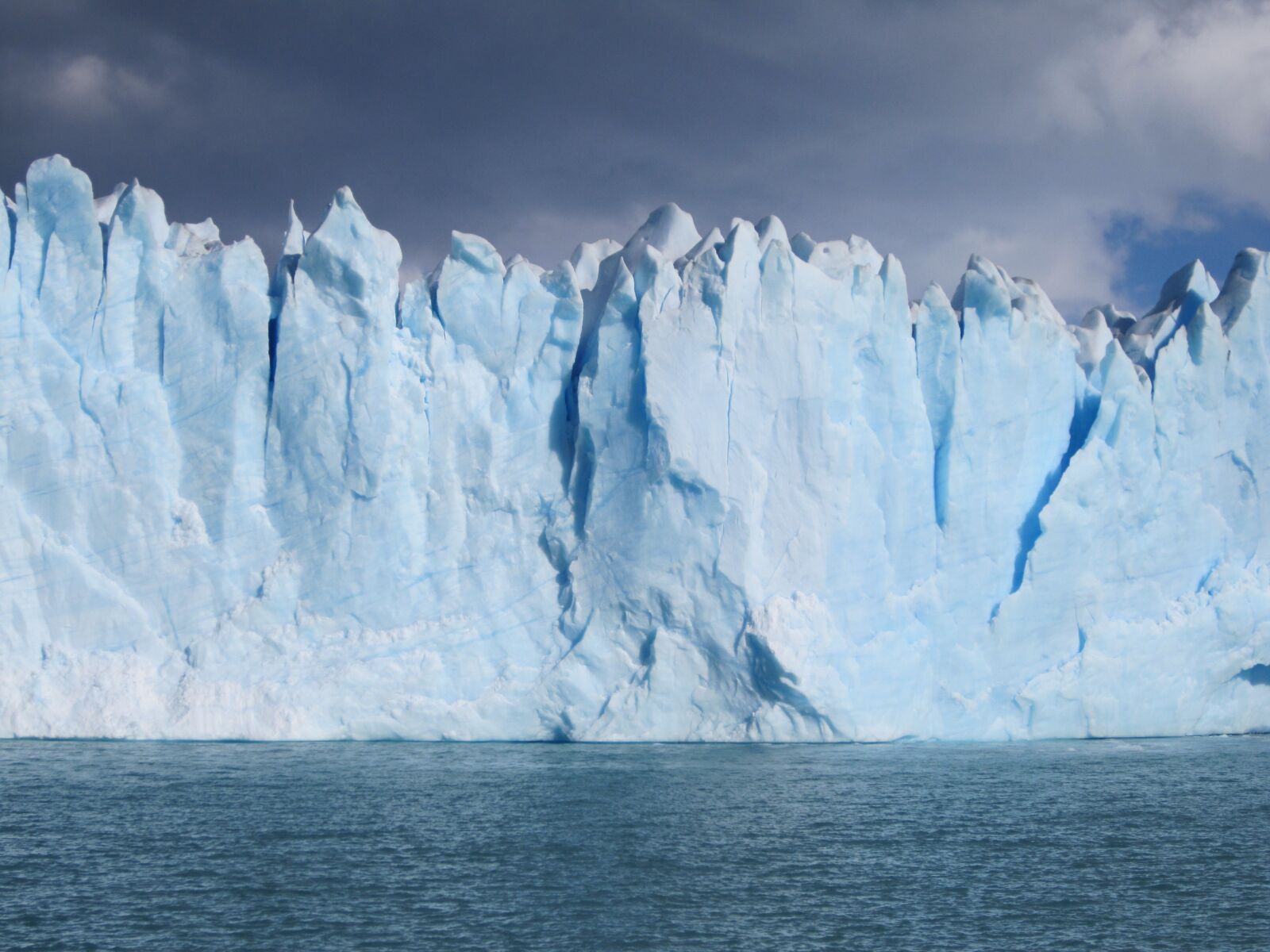 Canon PowerShot SD940 IS (Digital IXUS 120 IS / IXY Digital 220 IS) sample photo. Glacial, iceberg, ice photography