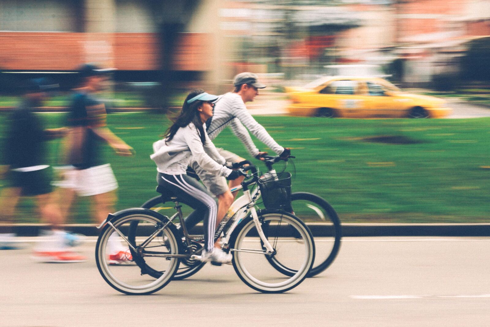 Canon EOS 60D + Canon EF 50mm F1.8 II sample photo. Bicycles, vehicle, wheel, road photography