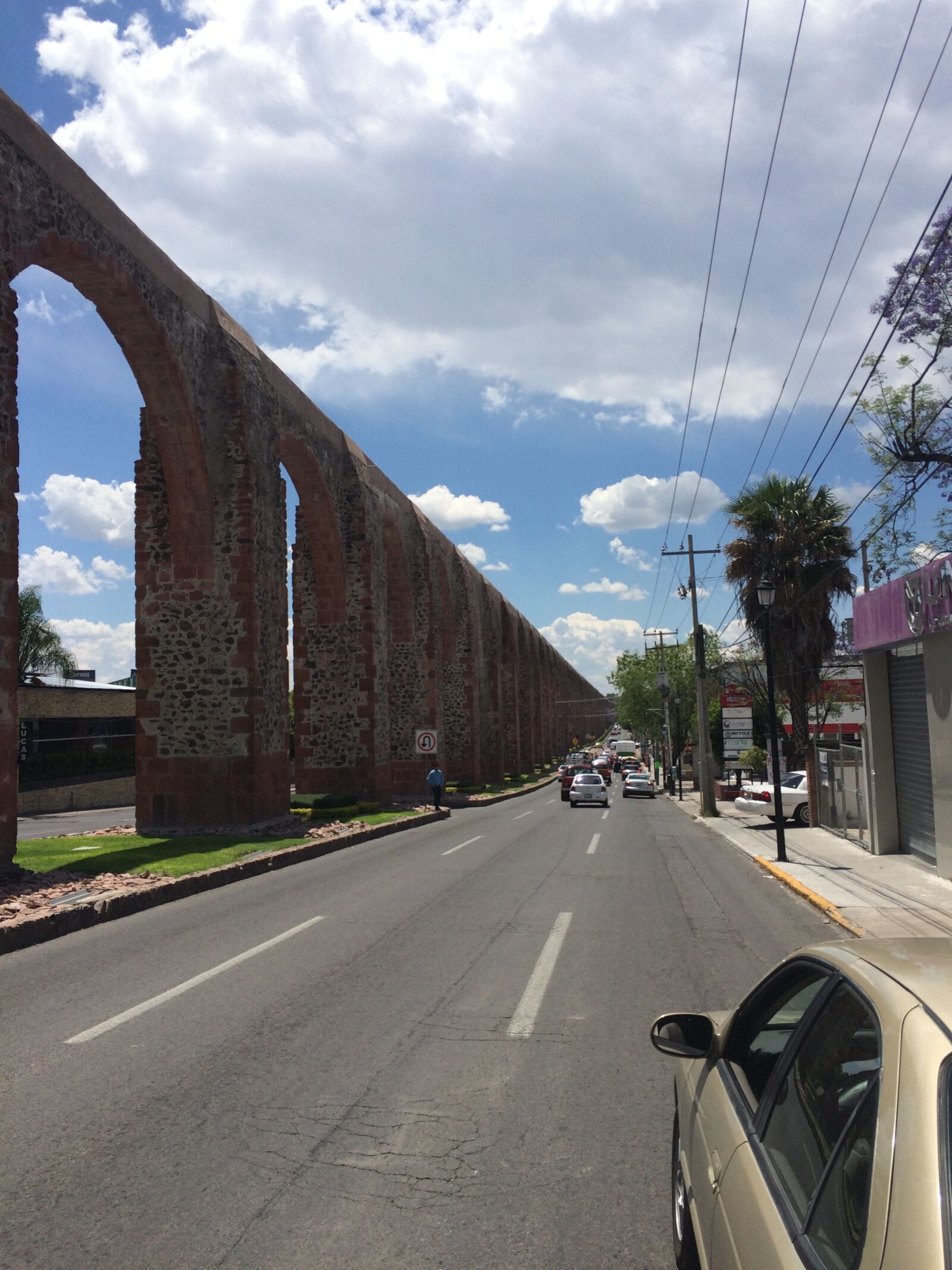 iPhone 5s back camera 4.15mm f/2.2 sample photo. Queretaro, aqueduct, nice photography