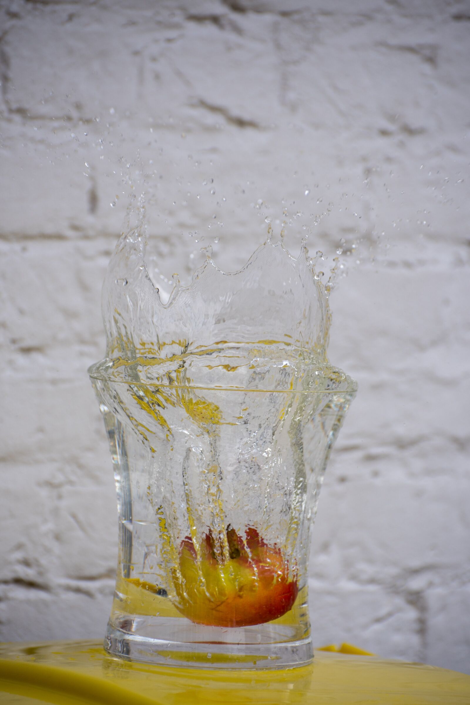 Nikon D750 sample photo. Splash, apple, water photography