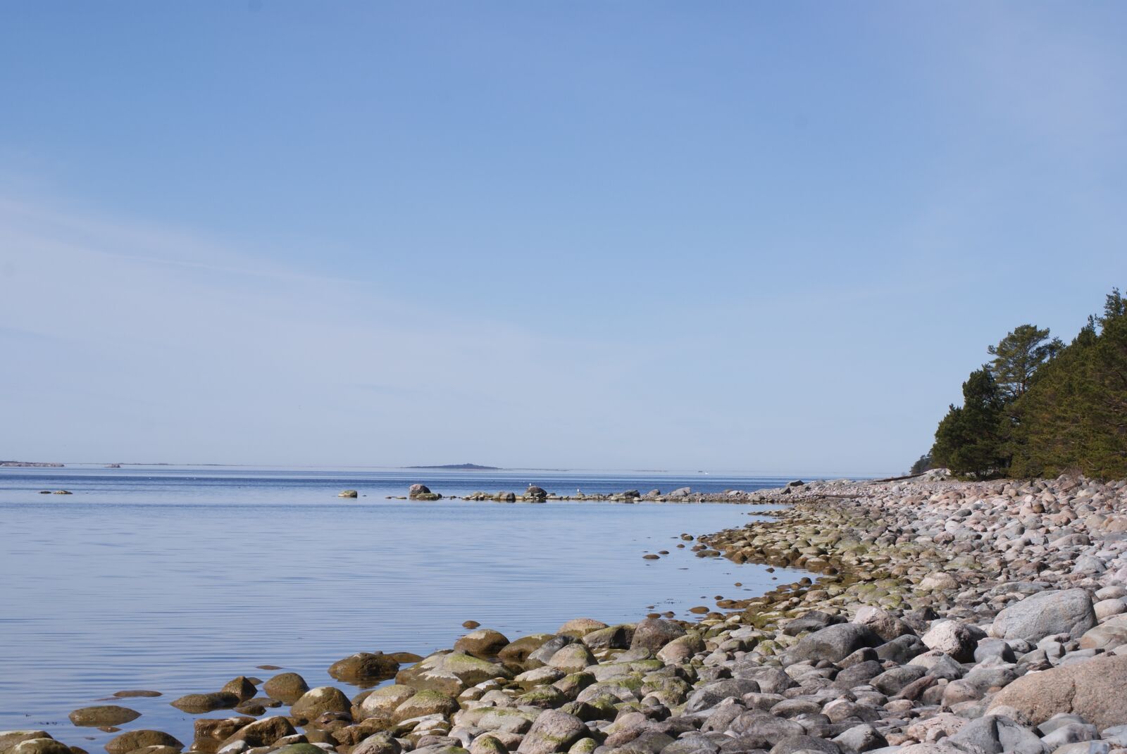 Sony Alpha DSLR-A300 sample photo. Sea, sky, water photography
