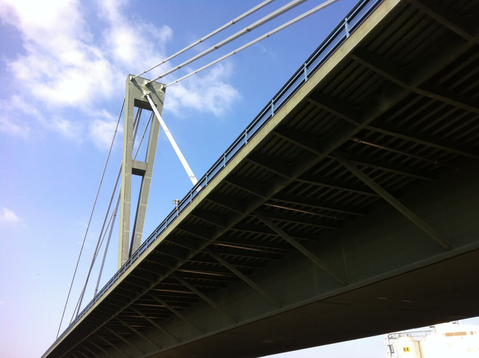 iPhone 4 back camera 3.85mm f/2.8 sample photo. Bridge, highway bridge, highway photography