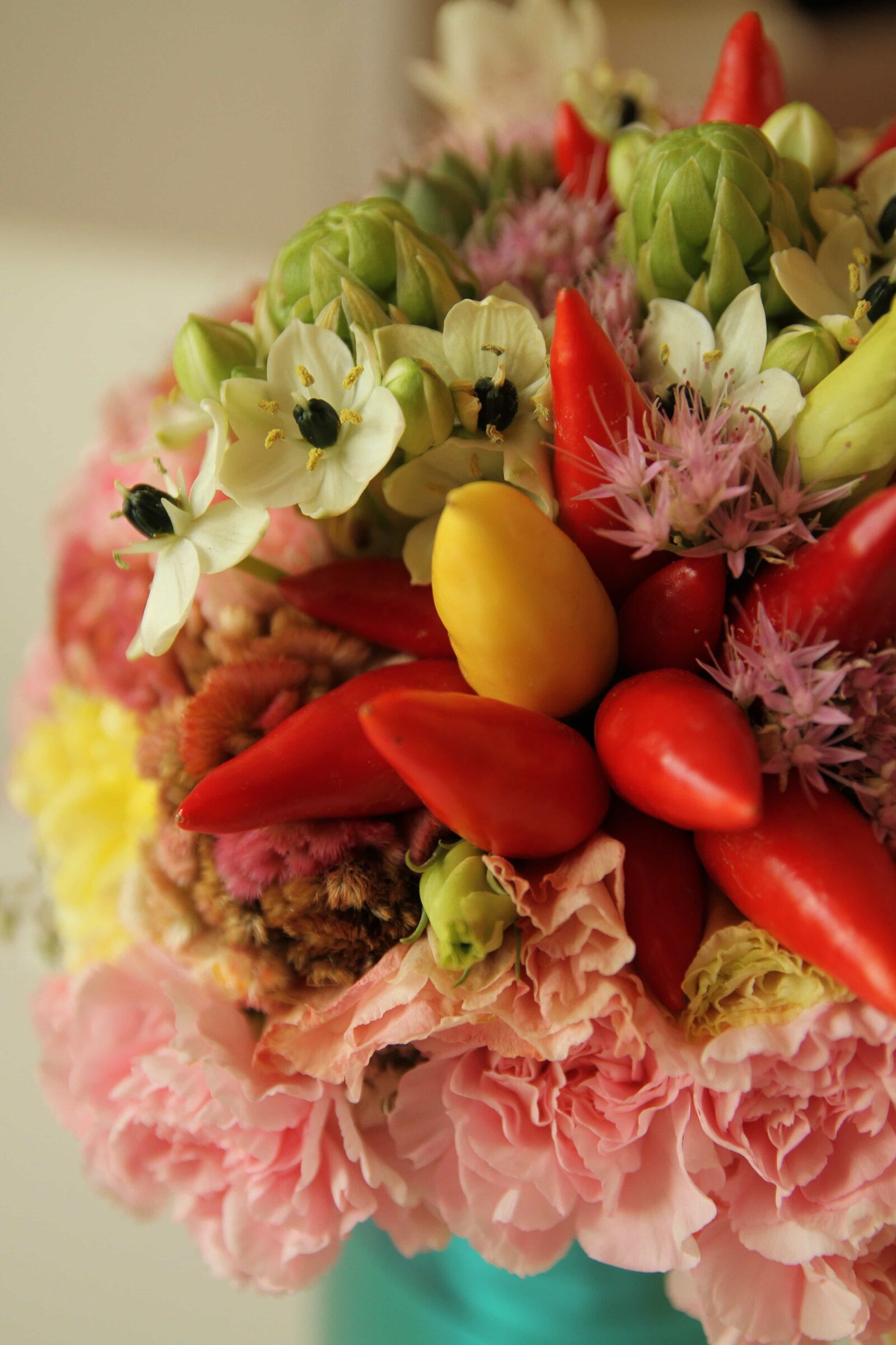 Canon EOS 7D sample photo. Colorful, flower bud, interior photography