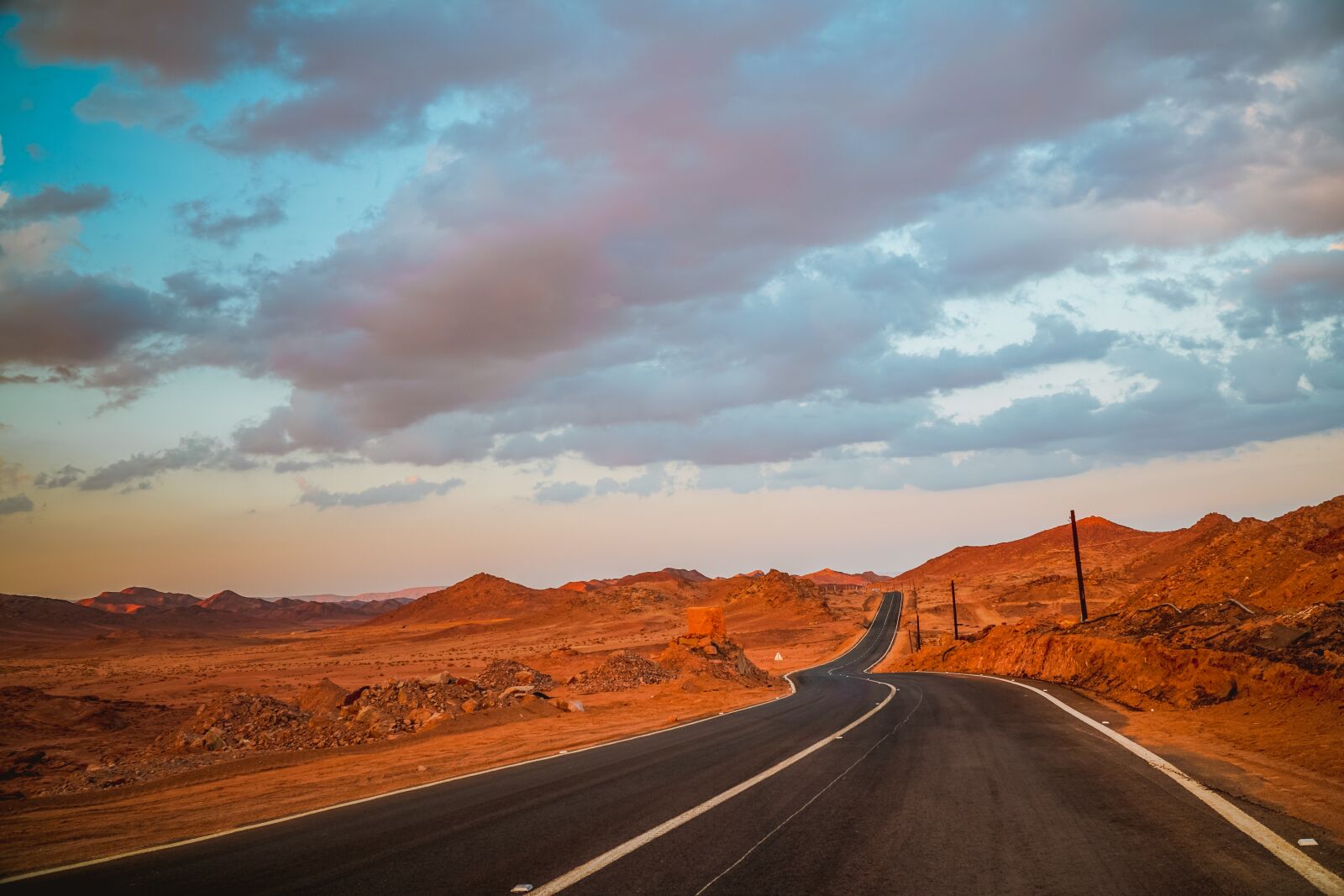Sony a6500 sample photo. Road, sunset, desert photography