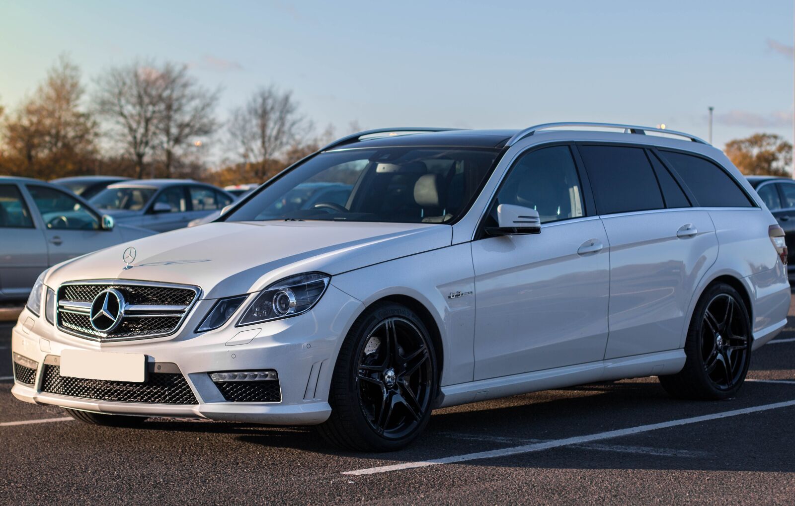 Canon EOS 70D + Canon EF 50mm F1.4 USM sample photo. Mercedes e63, amg, cars photography