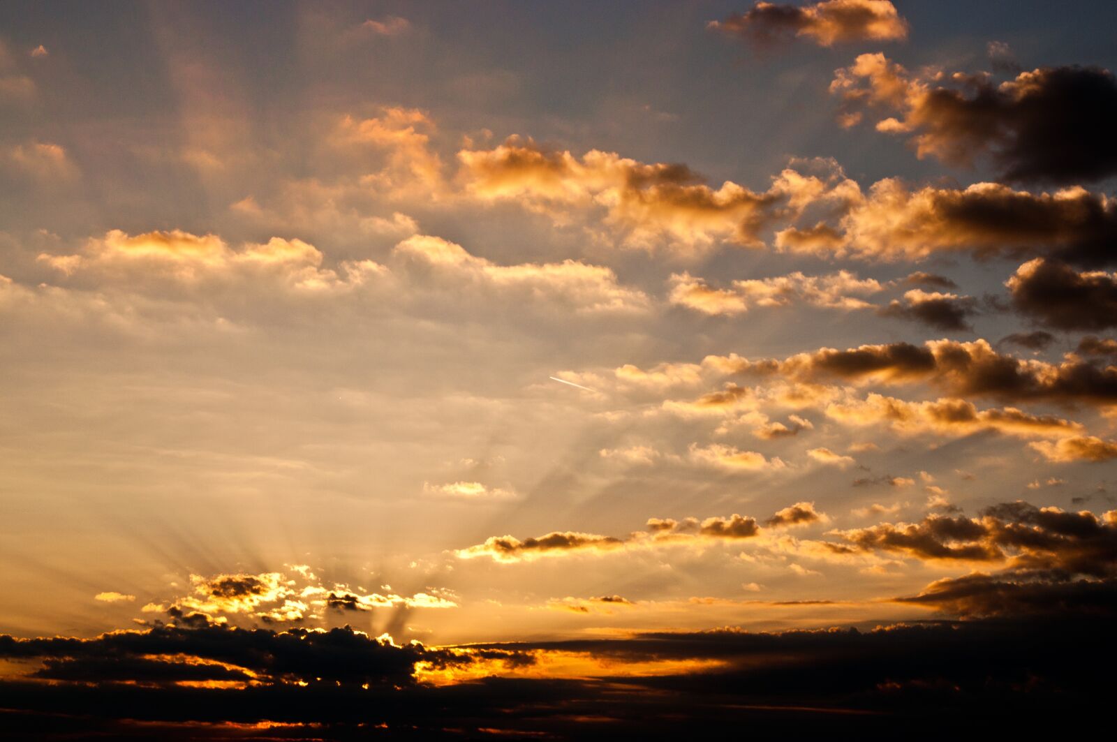 Nikon D90 sample photo. Clouds, sky, morning photography