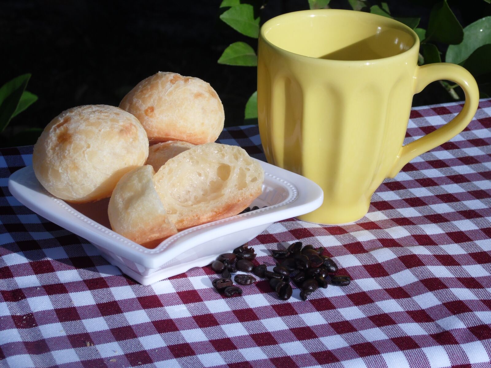Samsung WB100/  WB101 sample photo. Afternoon coffee, breakfast, cheese photography