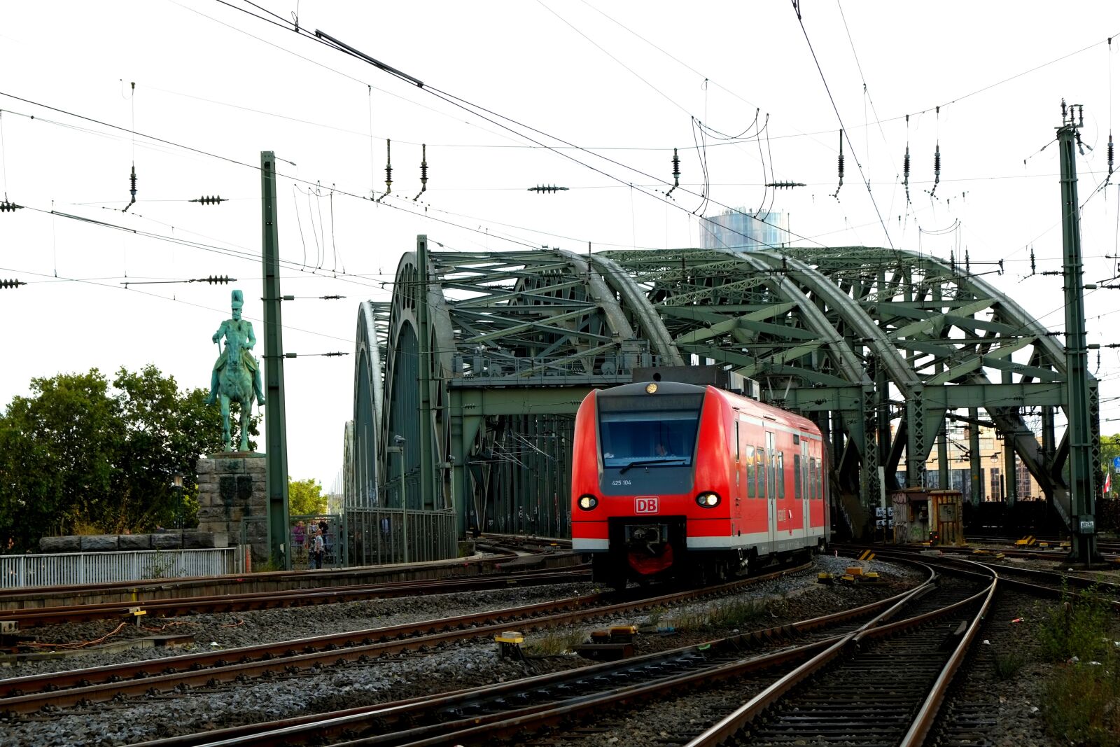 Fujifilm X-E1 sample photo. Railway bridge, cologne, hohenzollern photography