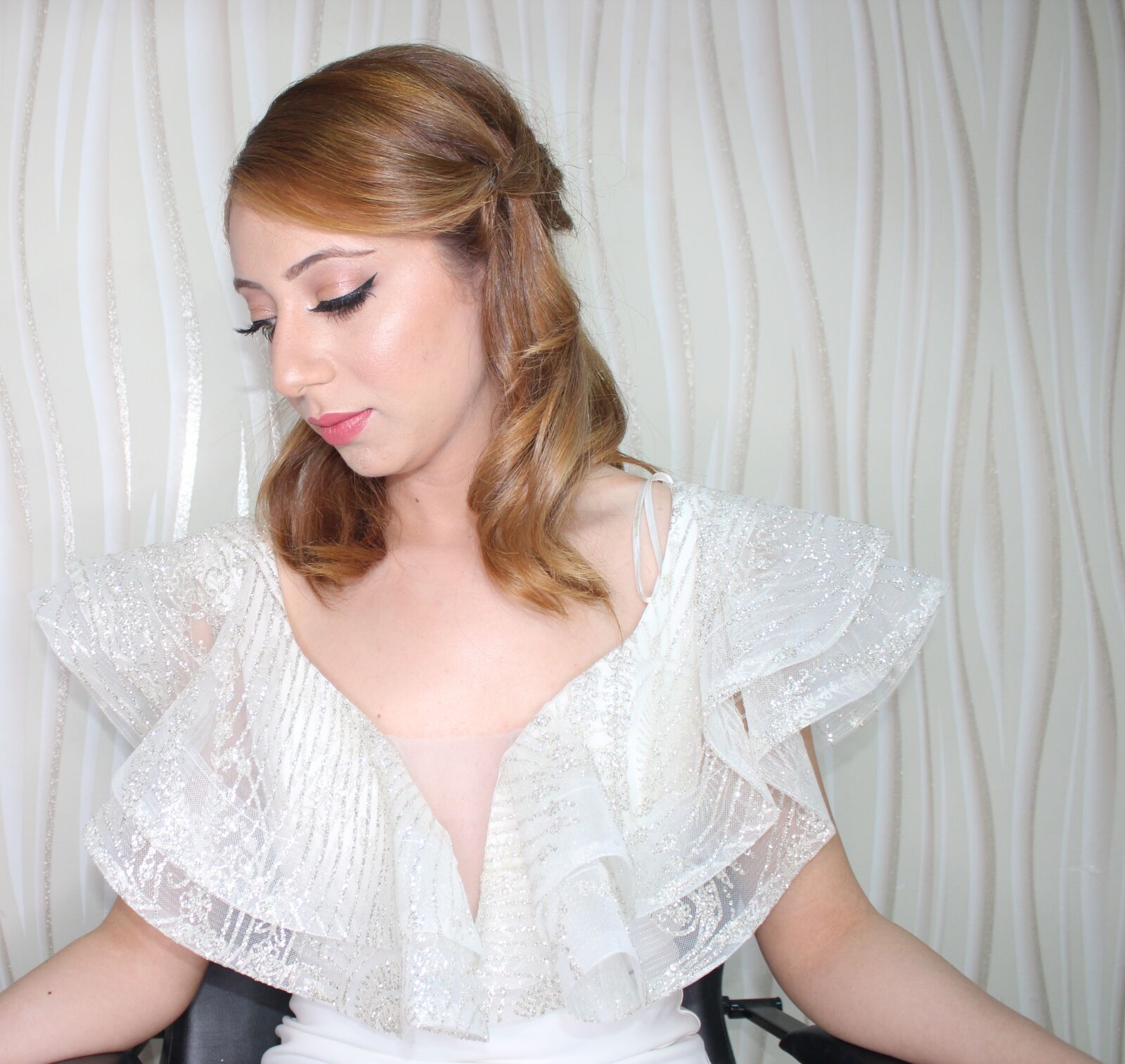 Canon EOS 600D (Rebel EOS T3i / EOS Kiss X5) sample photo. Makeup, bride, wedding photography