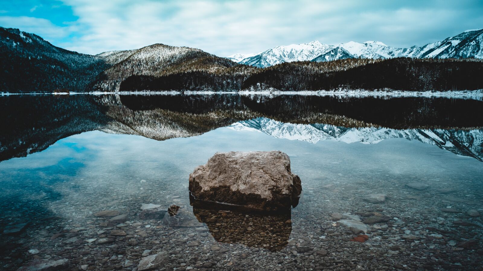 Sony SLT-A68 sample photo. Eibsee, zugspitze, garmisch photography
