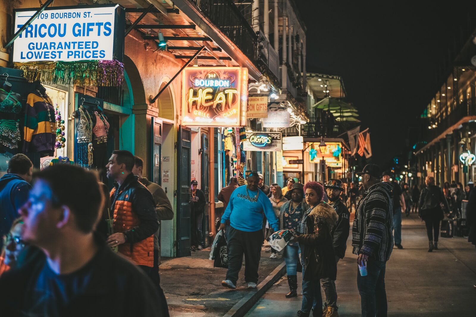 Fujifilm X-T20 sample photo. People, market, buyer photography