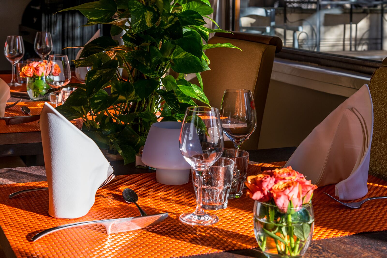 Nikon D750 sample photo. Restaurant, cutlery, glasses photography