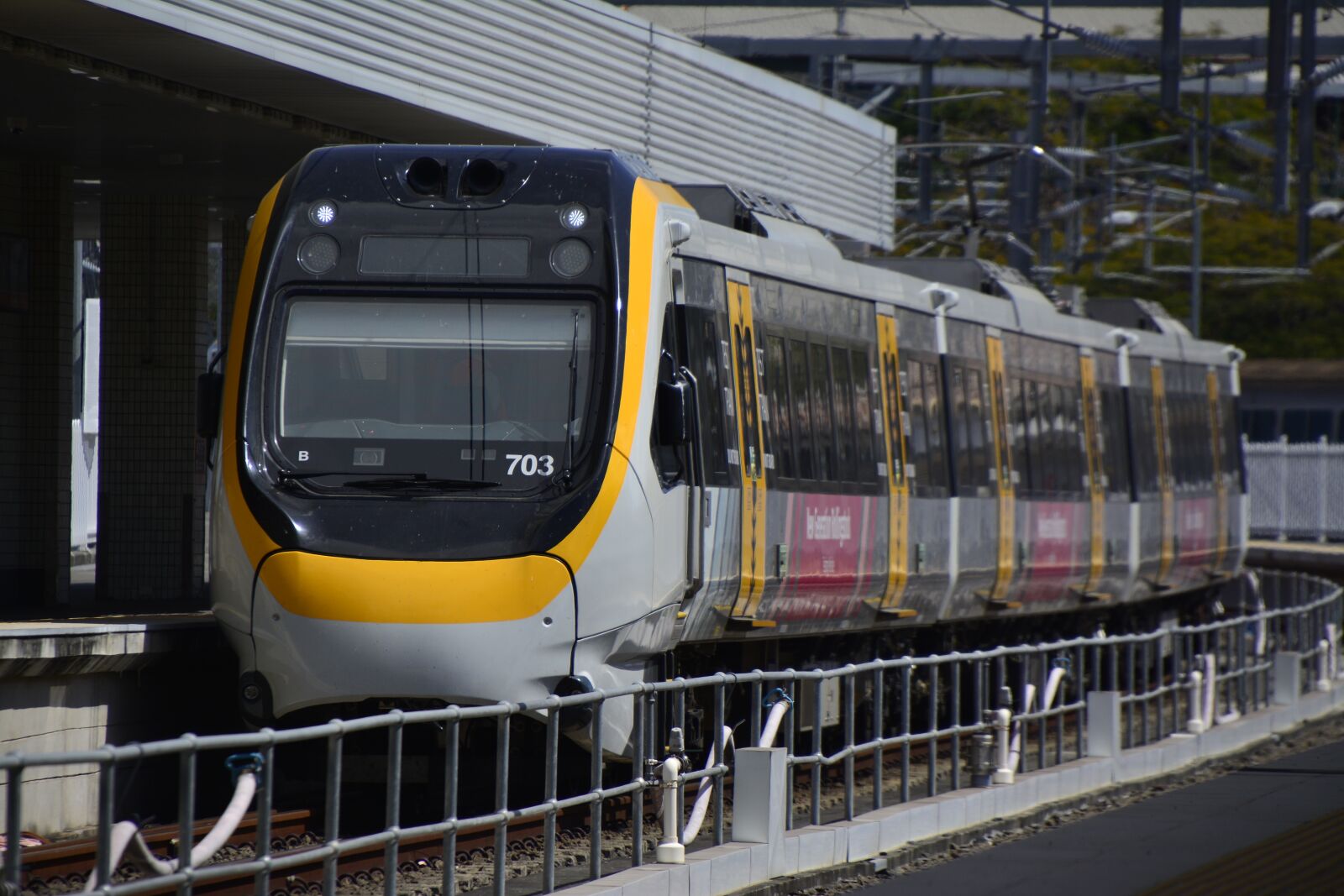Nikon D5200 sample photo. Brisbane, train, travel photography