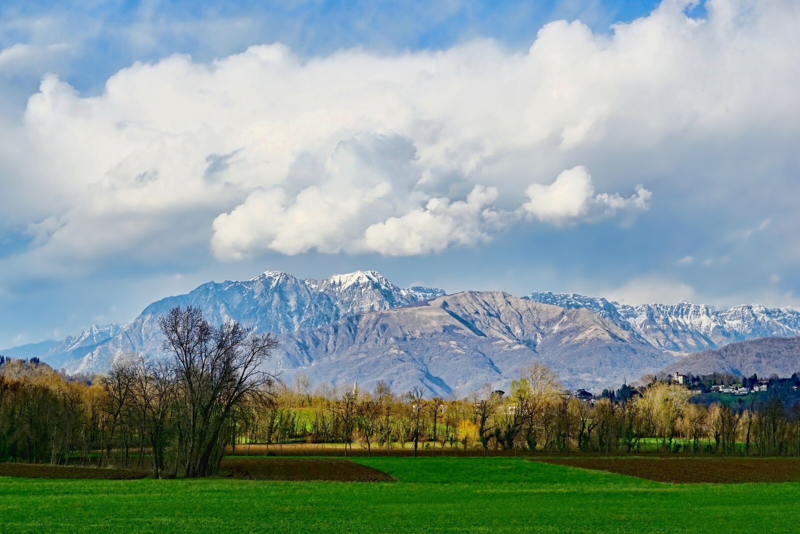 Sony E 18-135mm F3.5-5.6 OSS sample photo. Panorama, nature, mountain photography