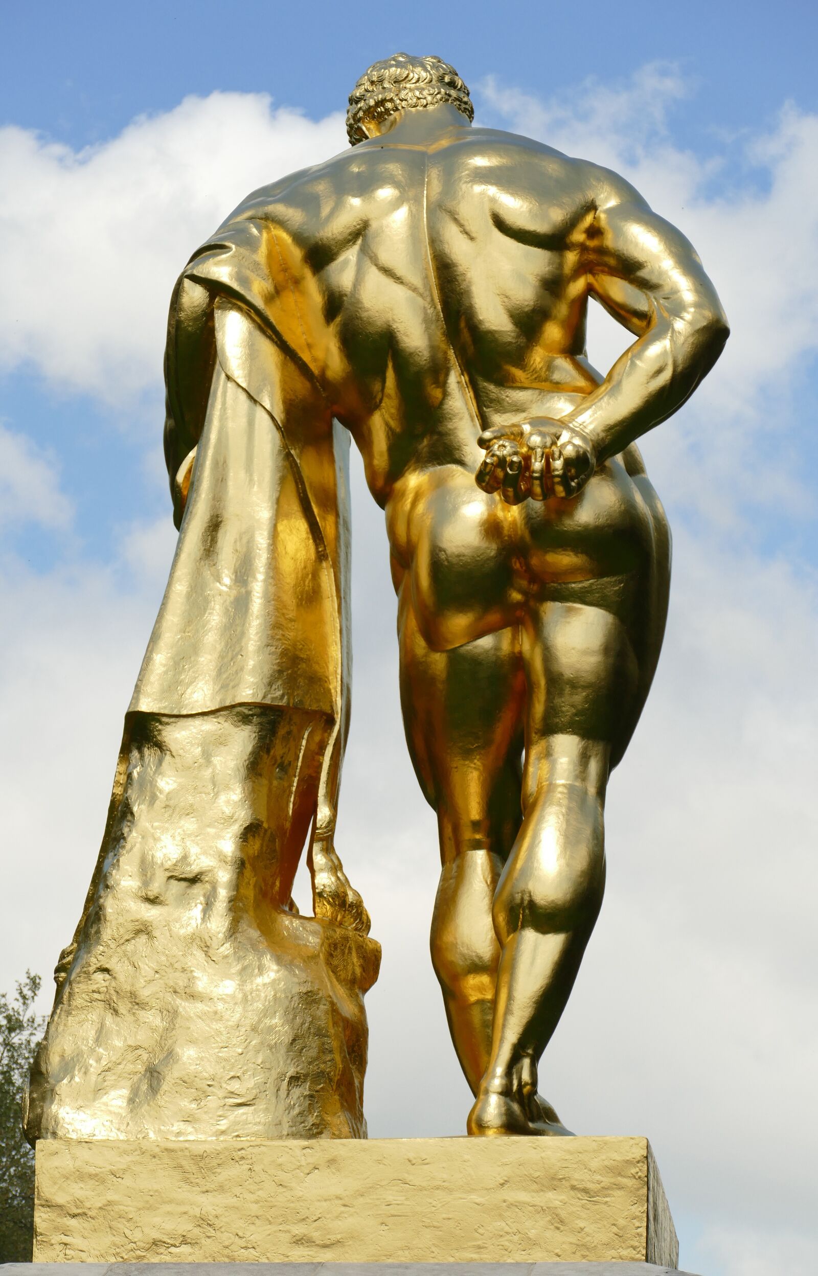 Panasonic Lumix DMC-FZ1000 sample photo. Image, statue, sculpture photography