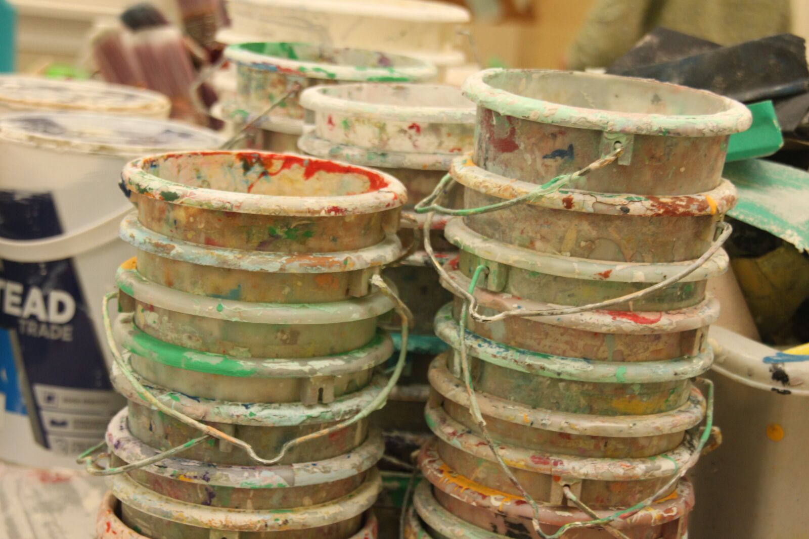 Canon EOS 500D (EOS Rebel T1i / EOS Kiss X3) sample photo. Painting, buckets, artistic photography