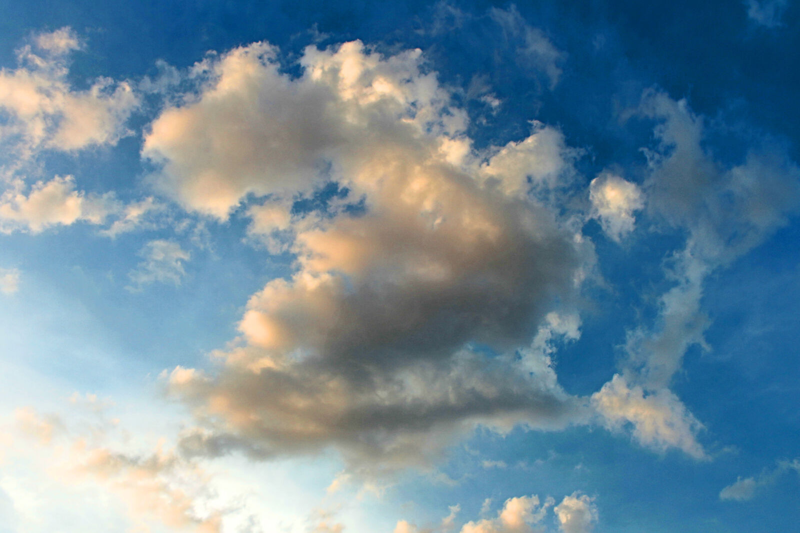 Canon EOS 650D (EOS Rebel T4i / EOS Kiss X6i) sample photo. Beautiful, blue, sky, cloudiness photography