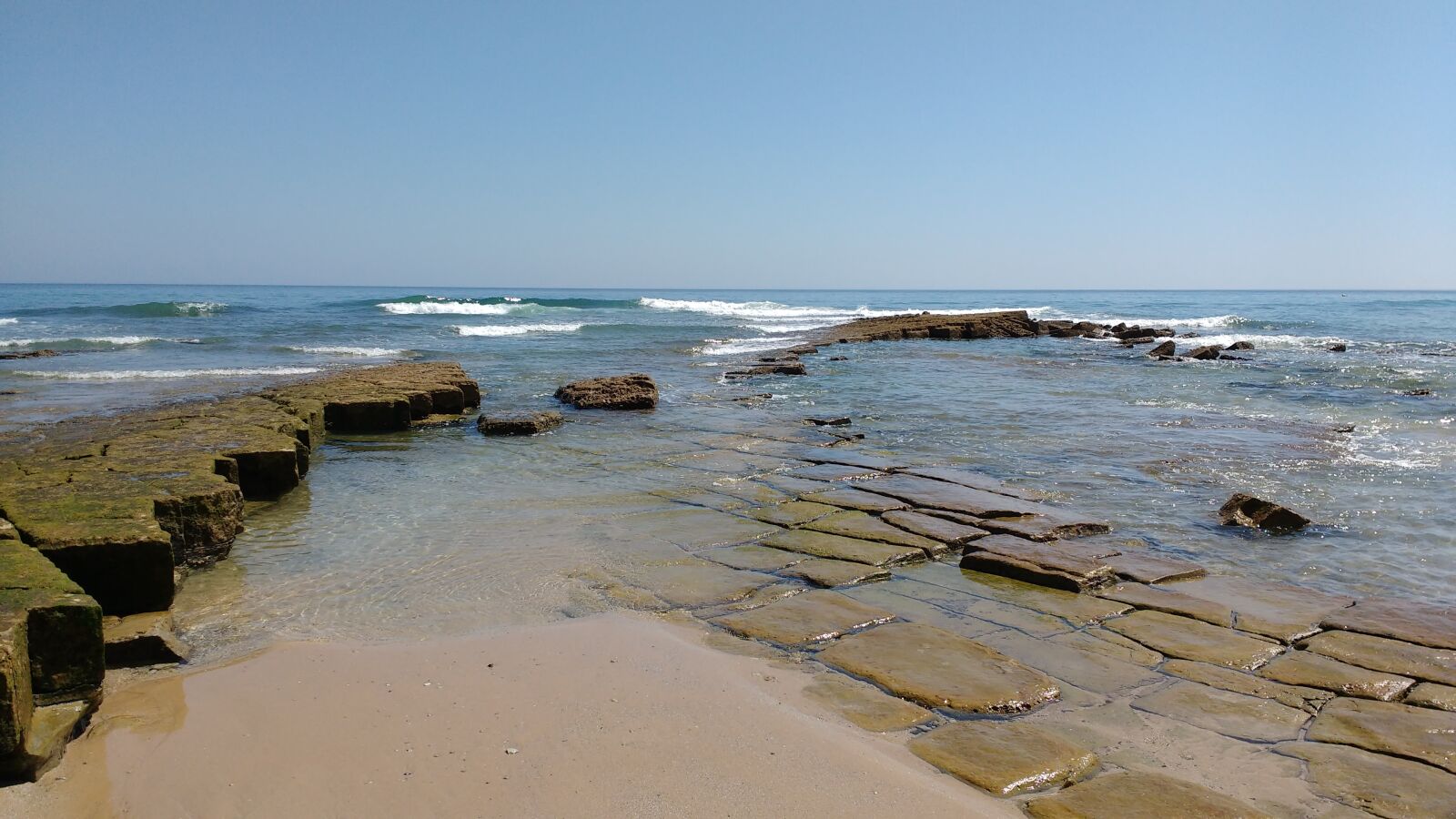 Motorola MotoG3 sample photo. Praia, rocha, mar photography