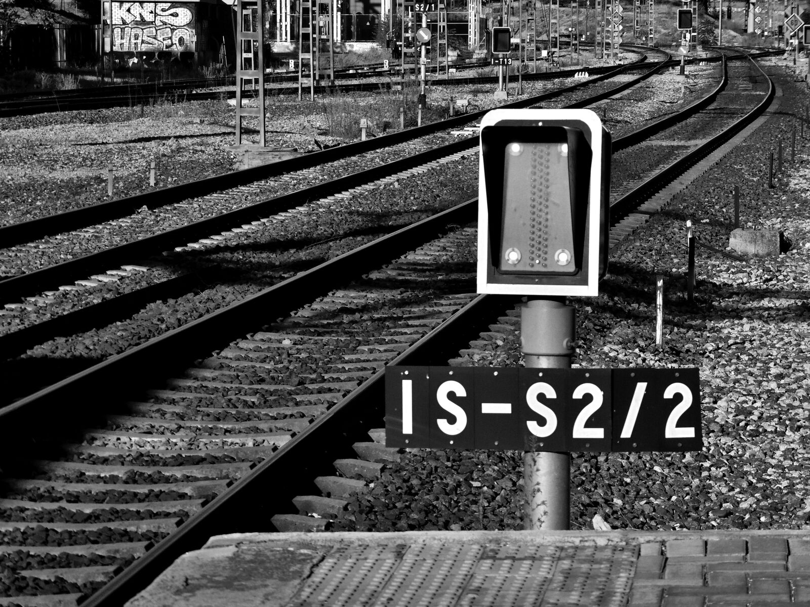 Sony Cyber-shot DSC-H300 sample photo. Train, rail, iron photography