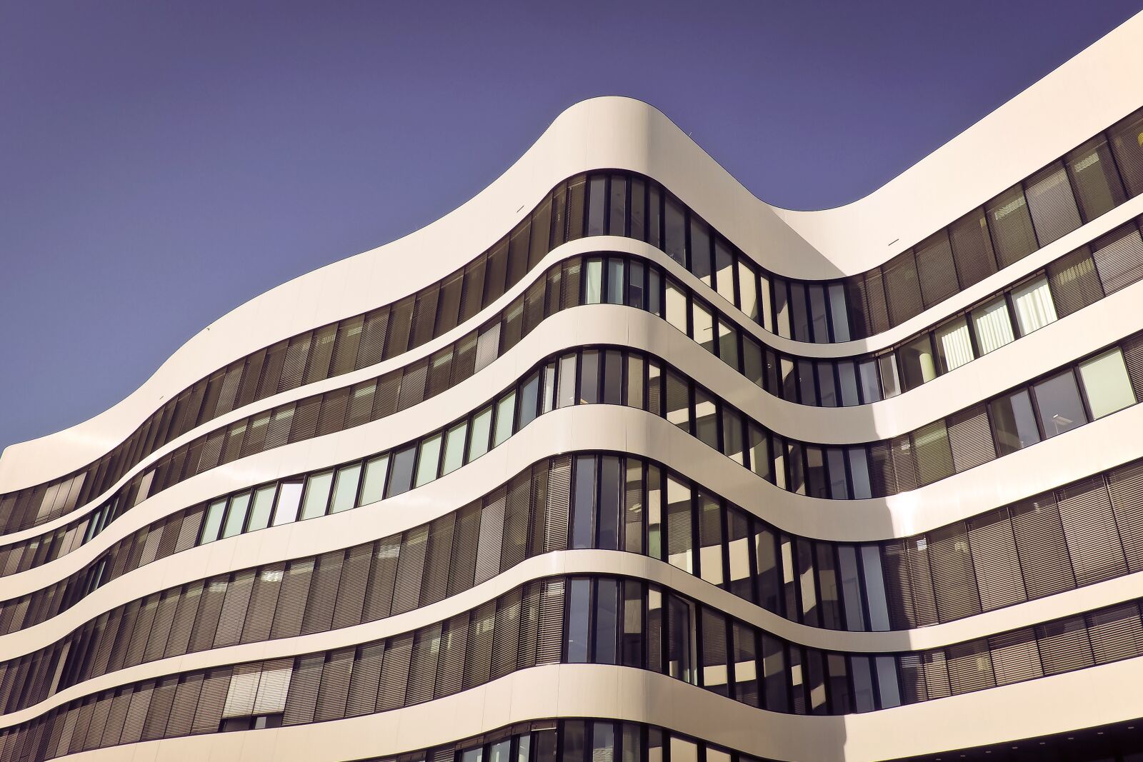 Olympus OM-D E-M10 sample photo. Architecture, modern, building photography