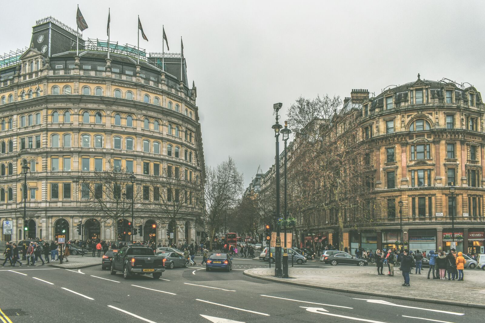 Nikon D3300 sample photo. London, street, architecture photography
