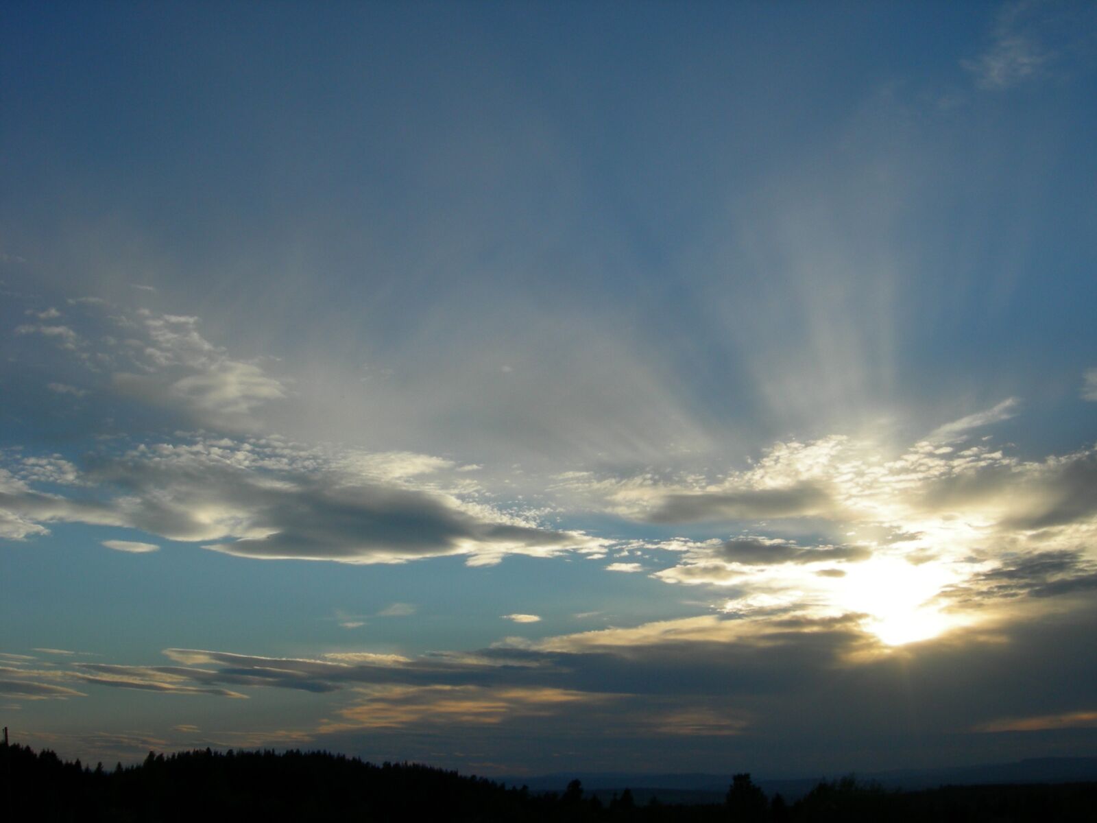 Nikon COOLPIX P2 sample photo. Clouds, sun, heaven photography