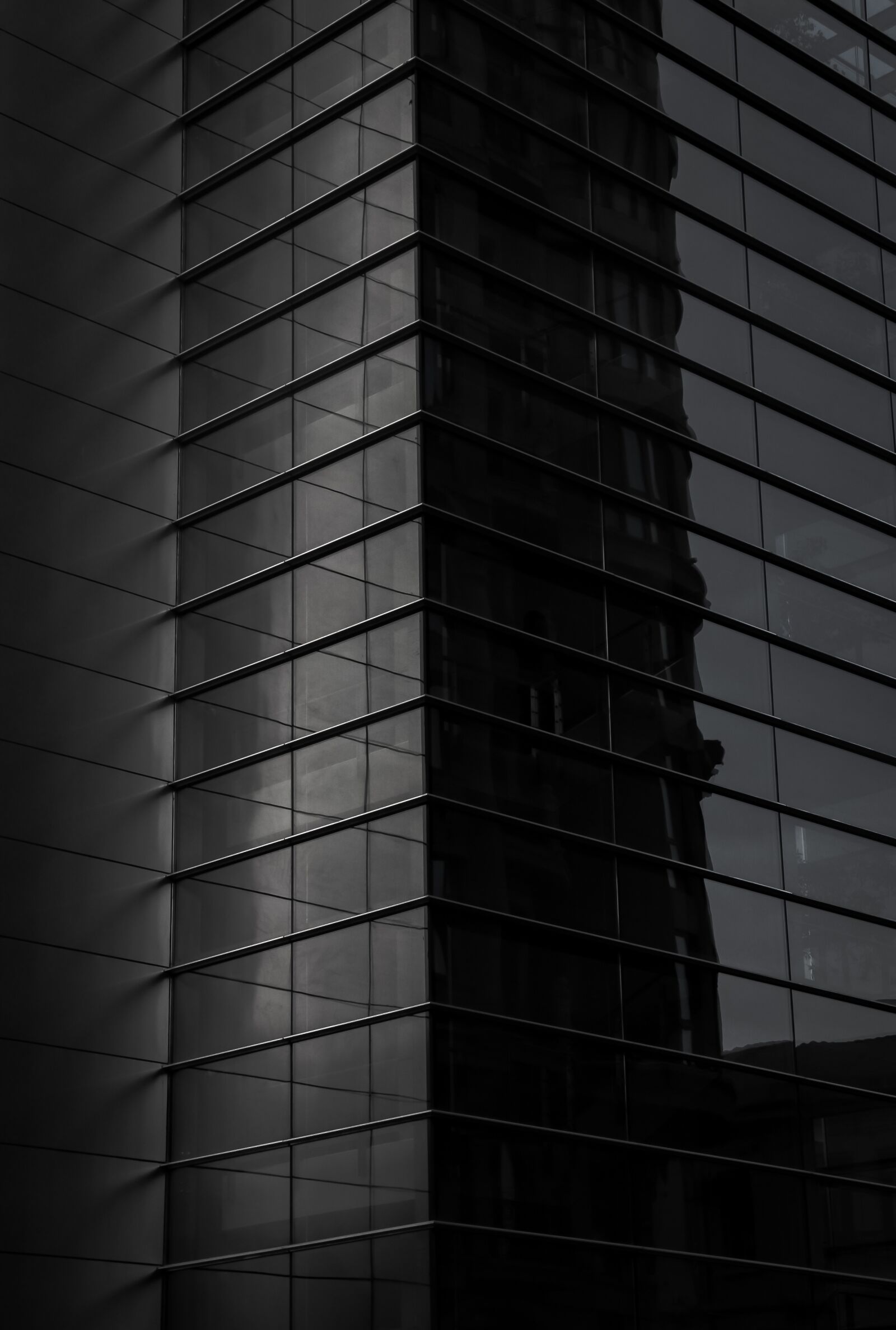 Canon EOS 700D (EOS Rebel T5i / EOS Kiss X7i) sample photo. Buildings, black, dark photography
