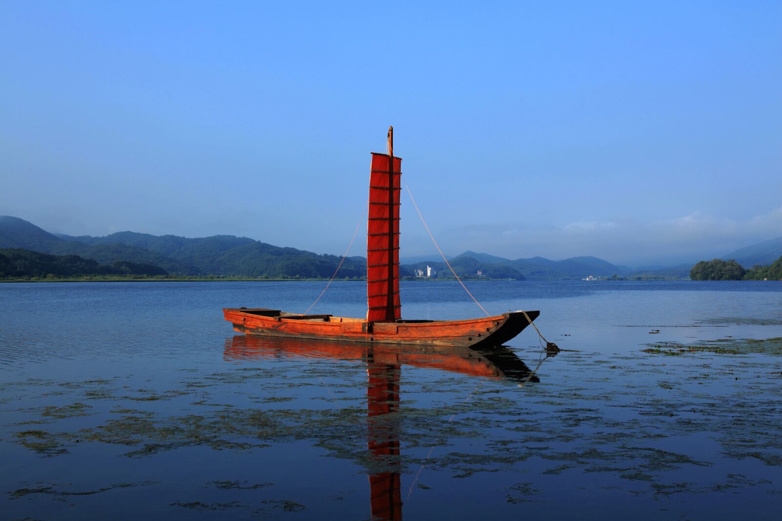 Canon EOS 5D Mark II sample photo. Times, two water head photography