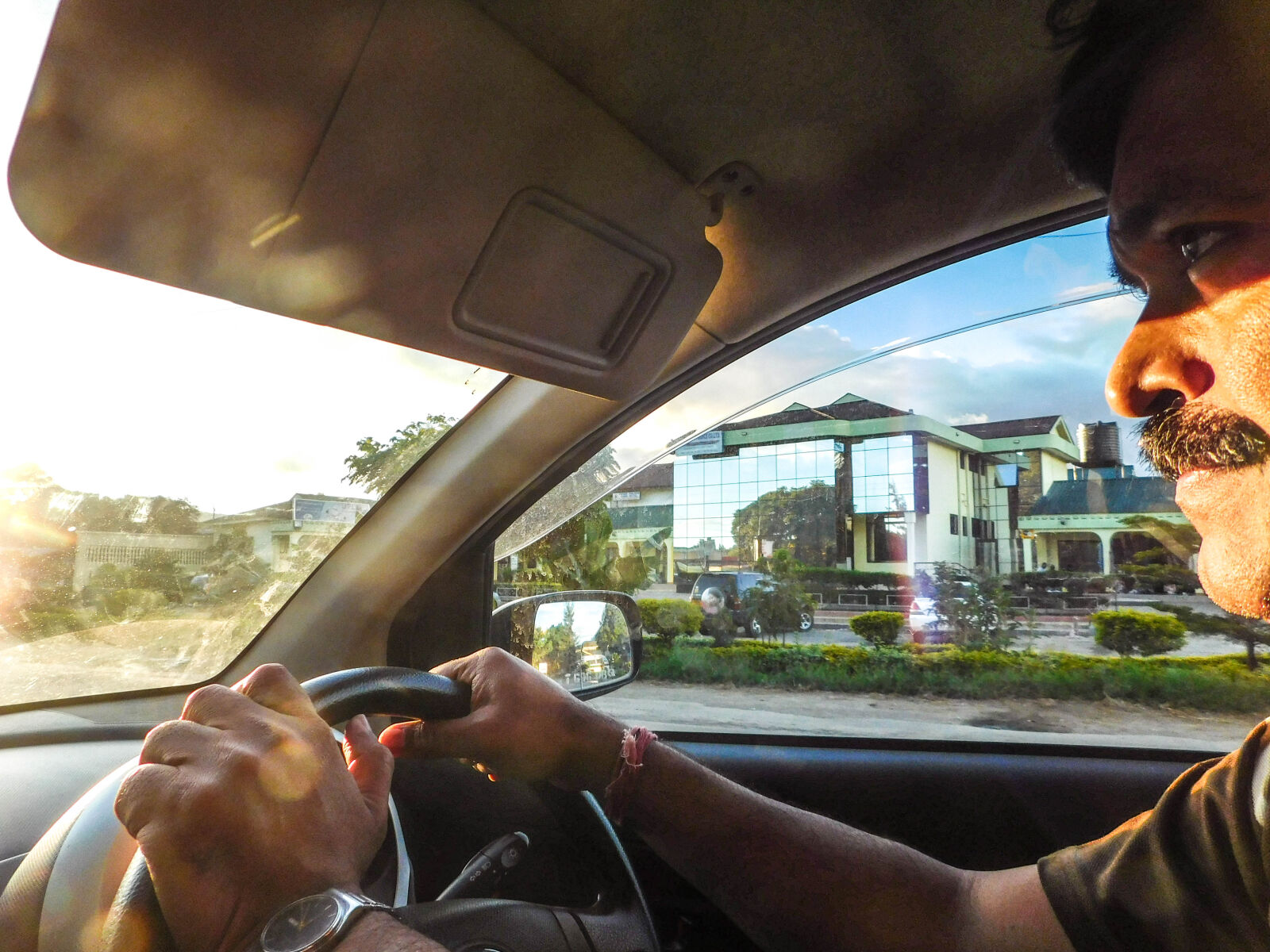 Nikon Coolpix L840 sample photo. Architect, car, cityscape, daylight photography