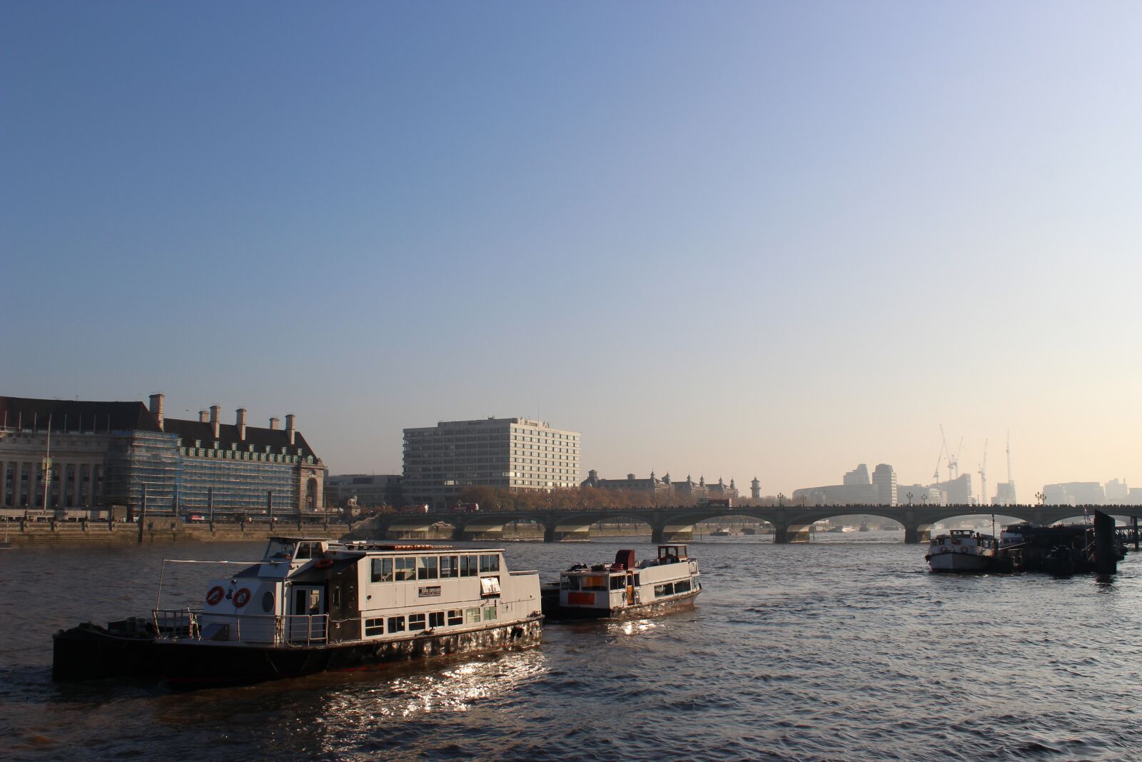 Canon EOS 100D (EOS Rebel SL1 / EOS Kiss X7) sample photo. Thames, river thames, london photography