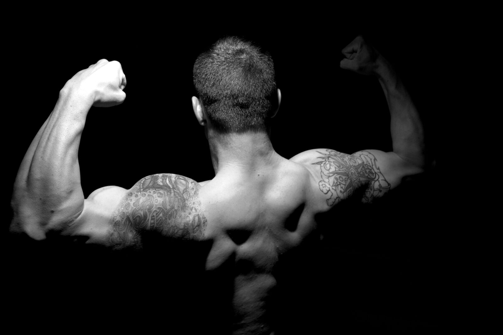 Pentax K-x sample photo. Athlete, muscles, muscular photography
