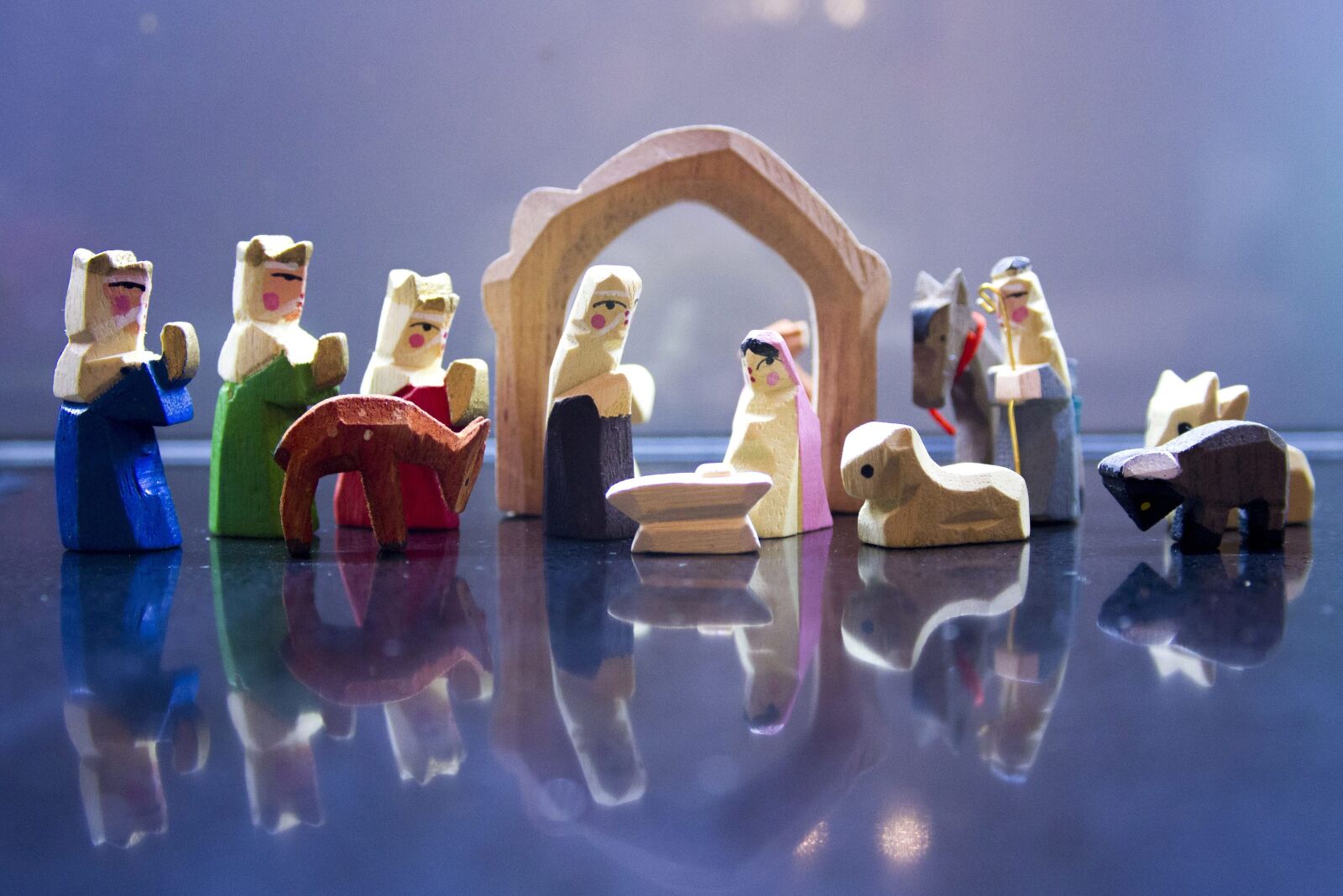Canon EOS 550D (EOS Rebel T2i / EOS Kiss X4) sample photo. Toy, wood, colorful, decoration photography
