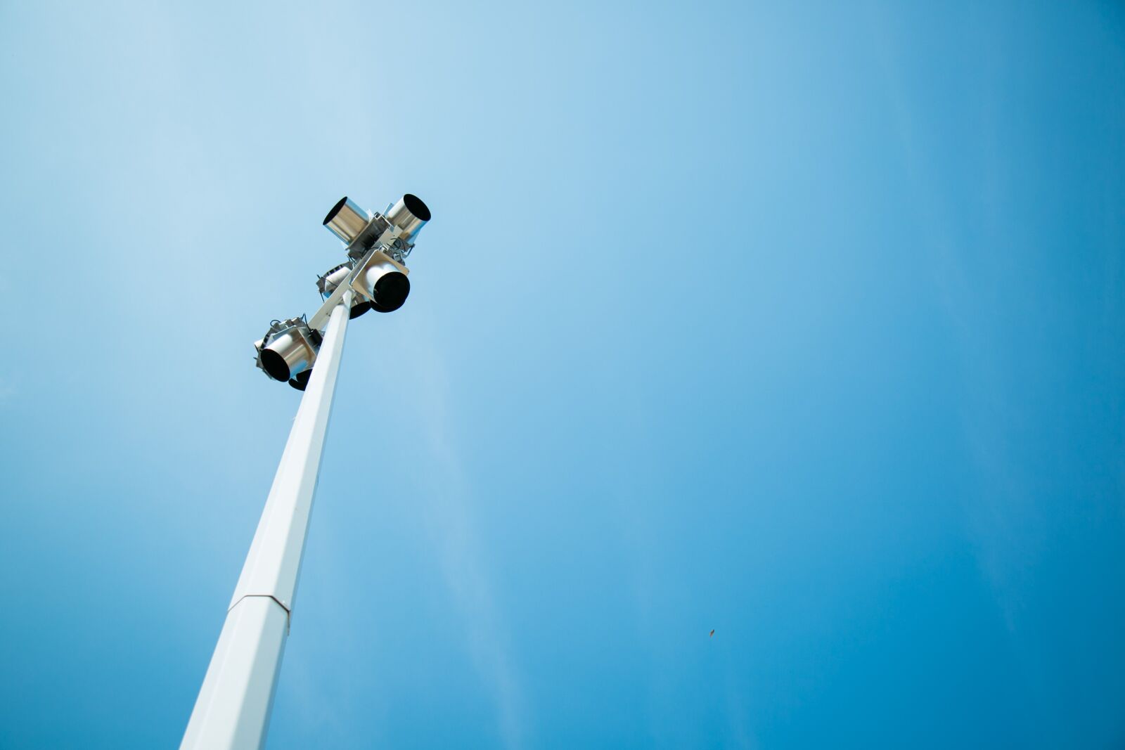 Canon EF 24-105mm F4L IS USM sample photo. Sky, blue sky, fresh photography
